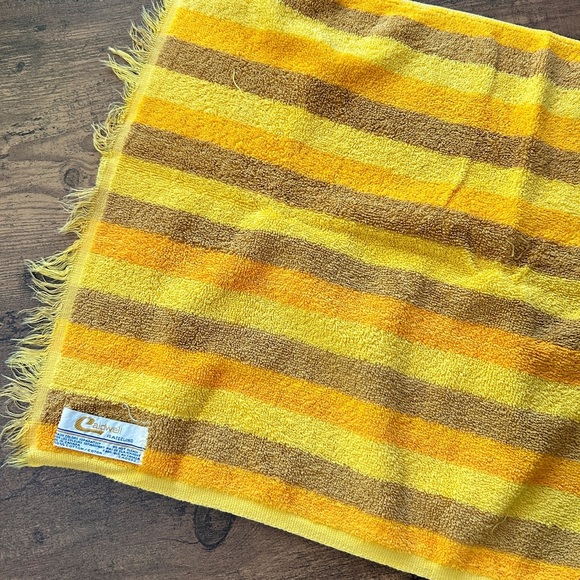 Vintage 60s 70s Caldwell Striped Cotton Hand Bath Towel - Picture 4 of 5